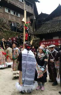 苗寨吃瓜事件,一场引发热议的民俗争议